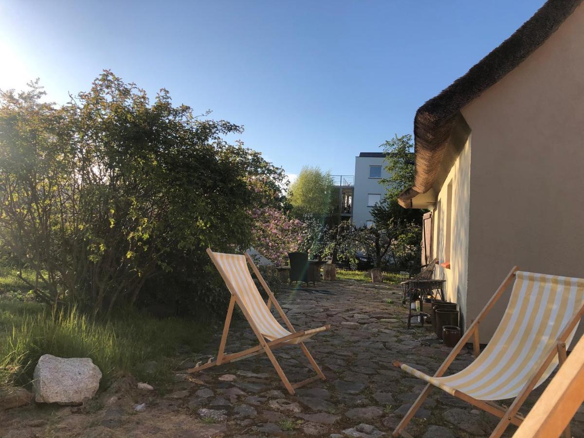 Oaza Pod Strzecha Klimatyczny Dom Z 3 Sypialniami Na Wylacznosc Z Kominkiem I Duzym Ogrodem Ustronie Morskie Esterno foto