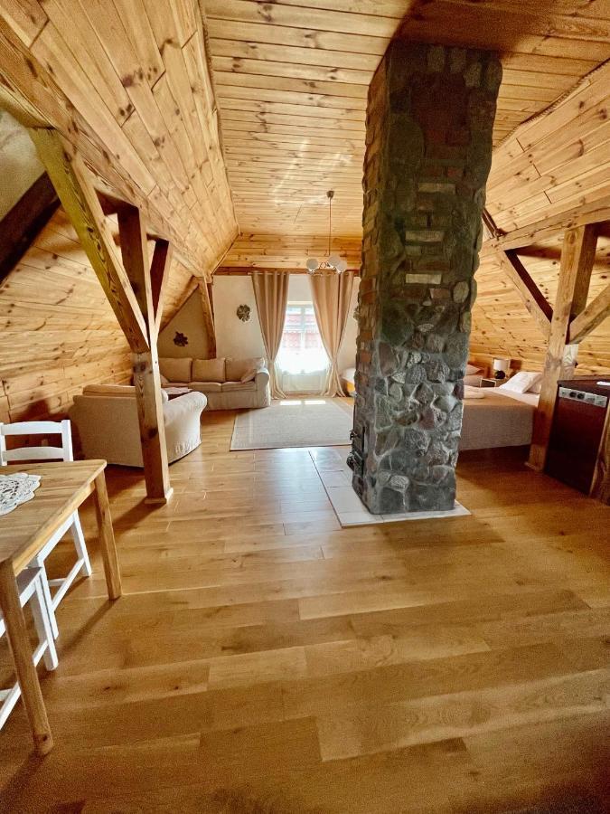 Oaza Pod Strzecha Klimatyczny Dom Z 3 Sypialniami Na Wylacznosc Z Kominkiem I Duzym Ogrodem Ustronie Morskie Esterno foto