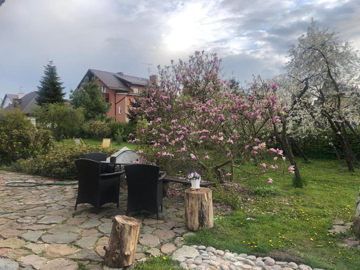 Oaza Pod Strzecha Klimatyczny Dom Z 3 Sypialniami Na Wylacznosc Z Kominkiem I Duzym Ogrodem Ustronie Morskie Esterno foto